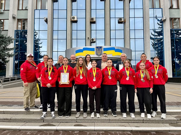 Щирі вітання!!! Нових спортивних перемог!